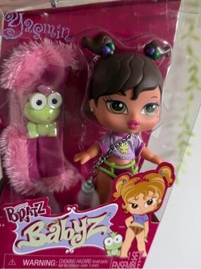 NEW Bratz Babyz Yasmin Doll with pet frog, bottle and blanket. MGA